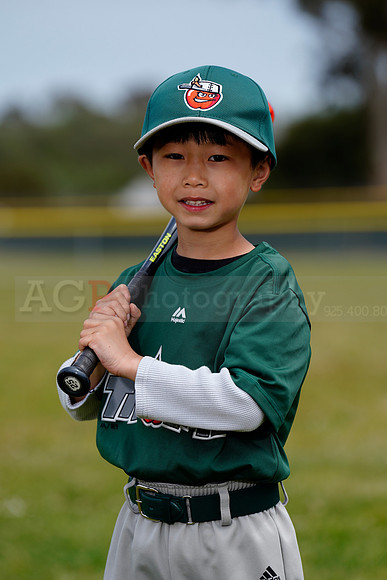 TBTinCaps00065
