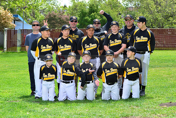 SB_Broncos_Pirates00079