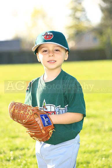 TBTinCaps017