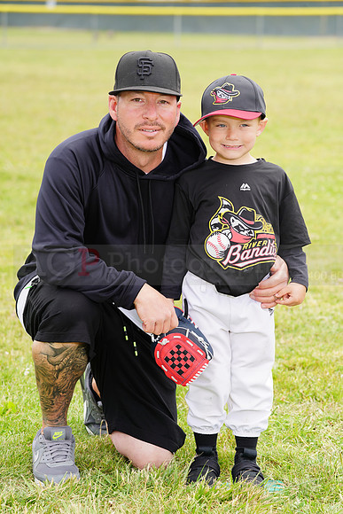 AGP09060
