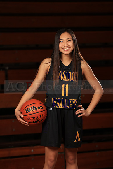 AVHSVarsityBB00015