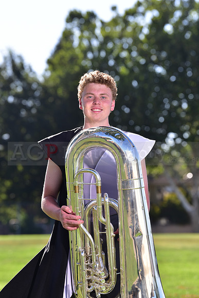 Tuba013