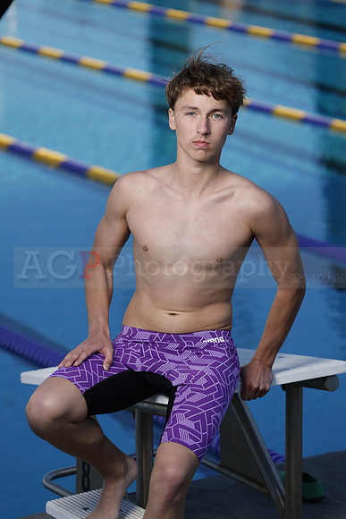 AVHS_Swim_Ind230