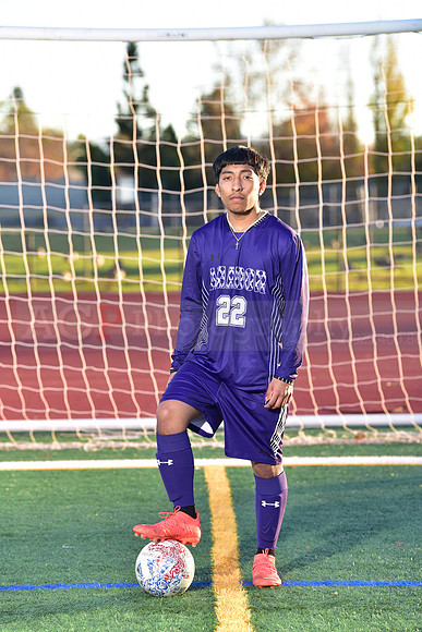 AVHS_Boys_VarsSoc001