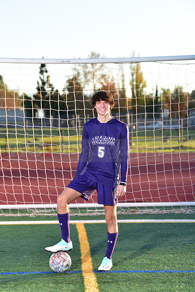 AVHS_Boys_VarsSoc009