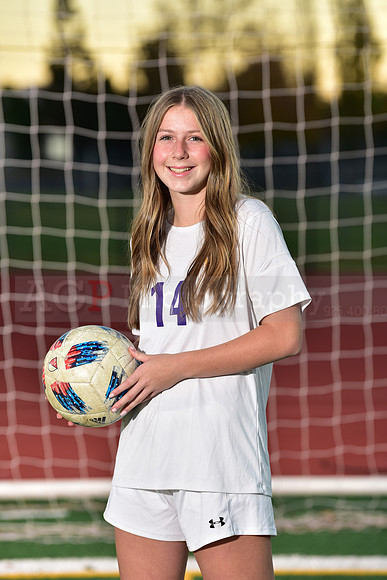 AVHS_Girls_Freshmen_Soc013