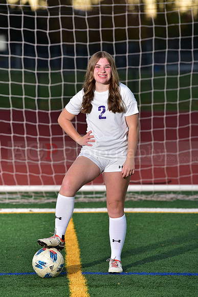 AVHS_Girls_Freshmen_Soc021