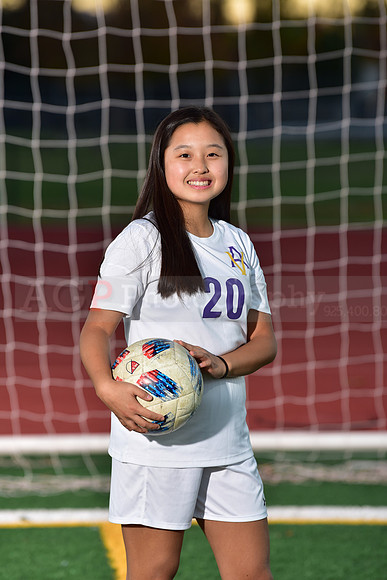 AVHS_Girls_Freshmen_Soc024