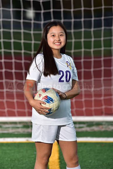 AVHS_Girls_Freshmen_Soc022