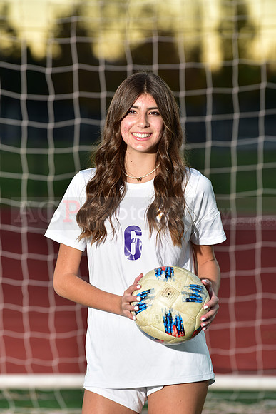 AVHS_Girls_Freshmen_Soc007