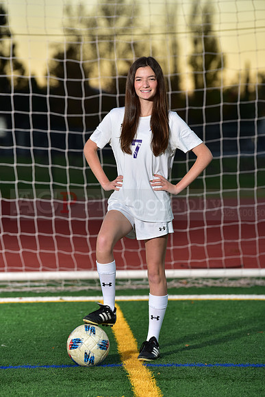 AVHS_Girls_Freshmen_Soc041