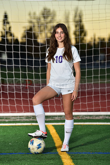AVHS_Girls_Freshmen_Soc046