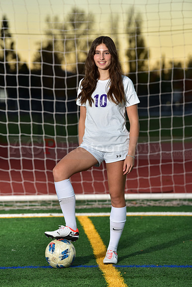 AVHS_Girls_Freshmen_Soc047