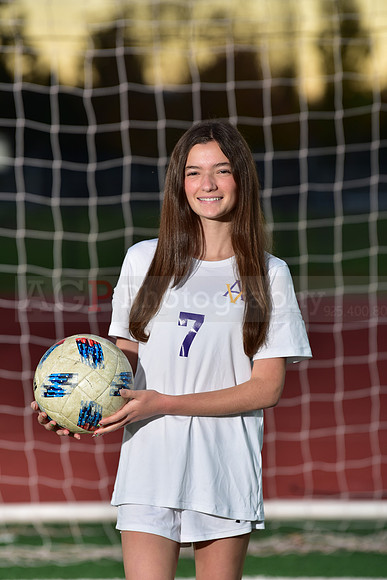 AVHS_Girls_Freshmen_Soc036