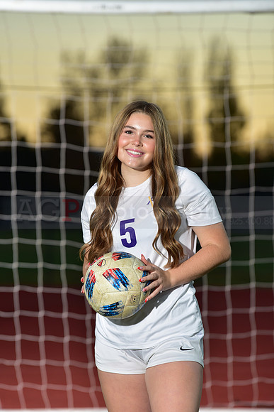 AVHS_Girls_Freshmen_Soc054