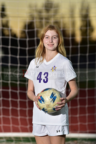 AVHS_Girls_Freshmen_Soc062