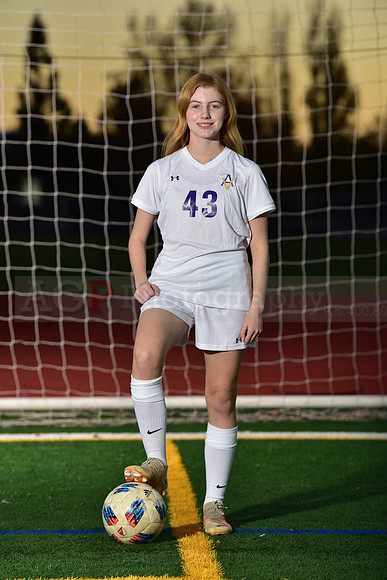 AVHS_Girls_Freshmen_Soc064