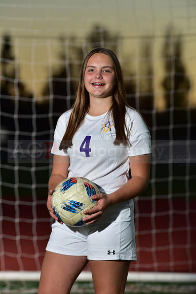 AVHS_Girls_Freshmen_Soc077
