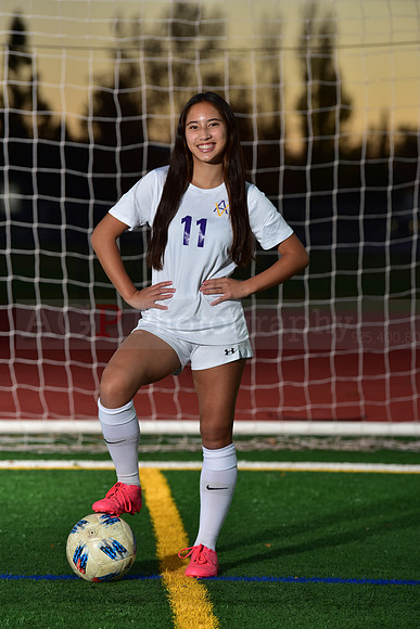 AVHS_Girls_Freshmen_Soc085