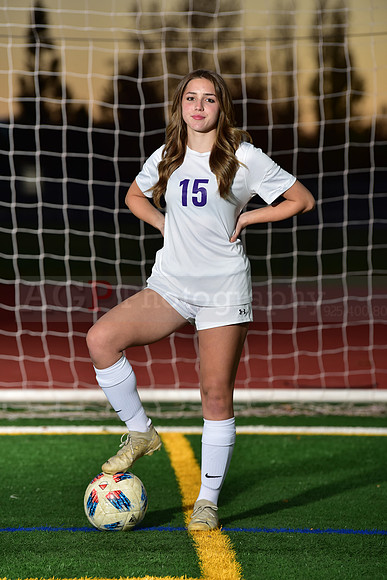 AVHS_Girls_Freshmen_Soc092