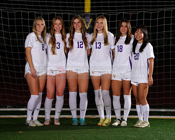 Varisity_Girls_Soc012
