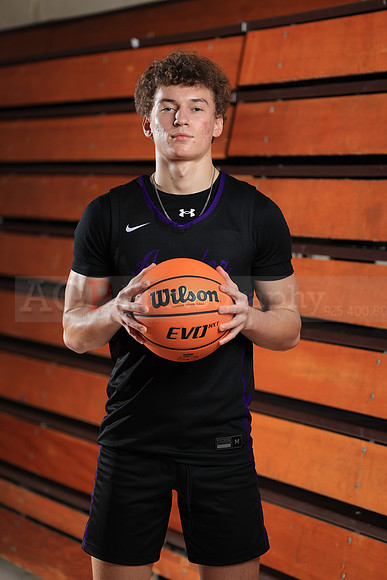 AVHS_Varsity_BB015