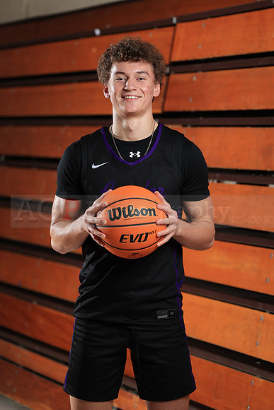 AVHS_Varsity_BB017
