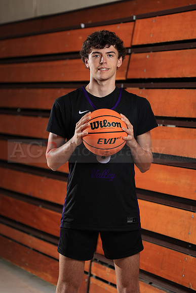 AVHS_Varsity_BB025