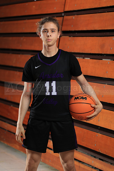 AVHS_Varsity_BB029
