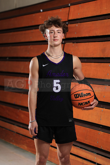 AVHS_Varsity_BB038