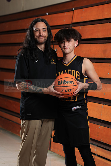 AVHS_Varsity_BB053