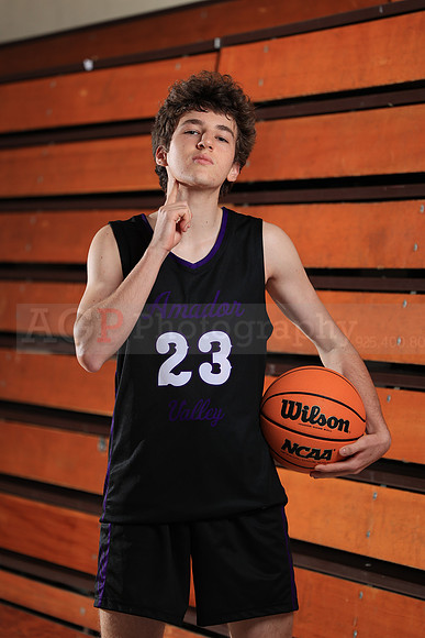 AVHS_Varsity_BB067