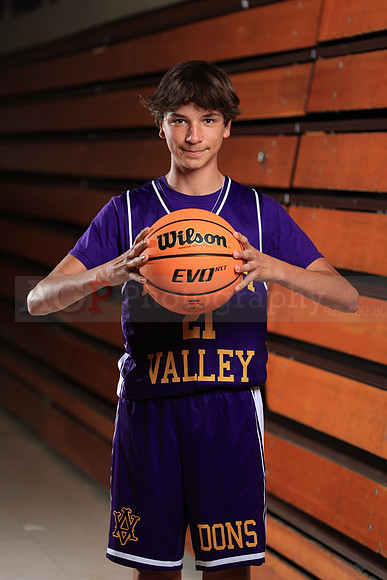 AVHS_Freshmen_BB074