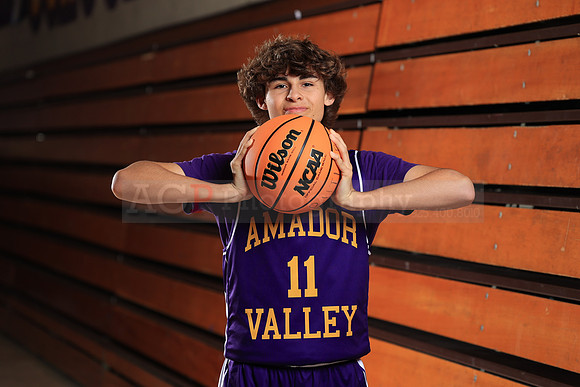 AVHS_Freshmen_BB013