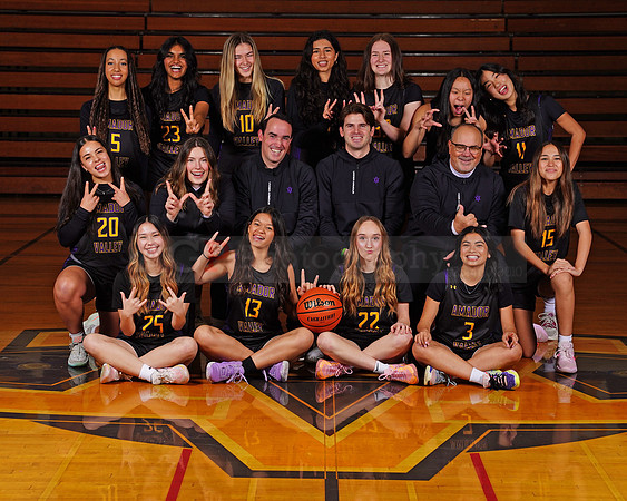AVHS_Girls_Varsity_BB016
