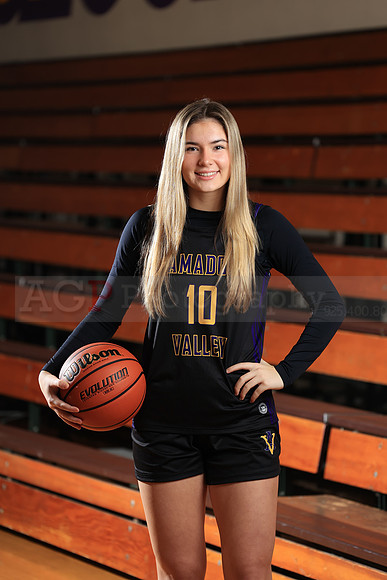 AVHS_Girls_Varsity_BB017