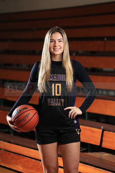 AVHS_Girls_Varsity_BB021