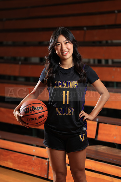 AVHS_Girls_Varsity_BB032