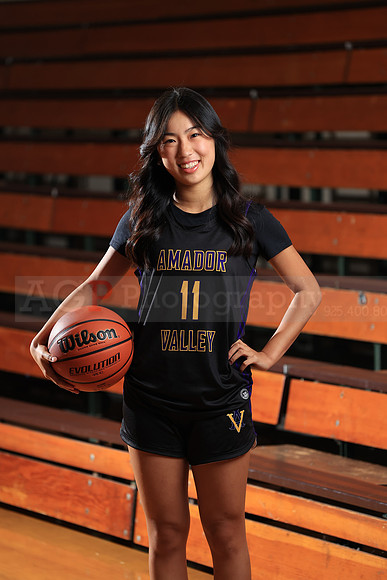 AVHS_Girls_Varsity_BB034