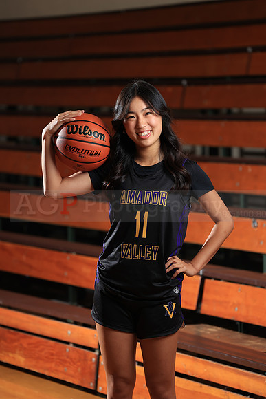 AVHS_Girls_Varsity_BB036