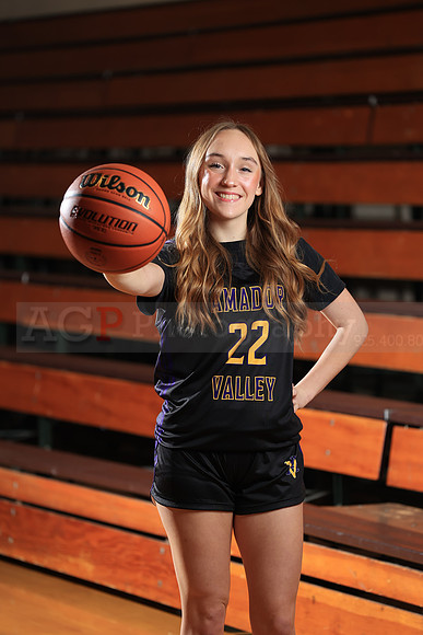 AVHS_Girls_Varsity_BB038
