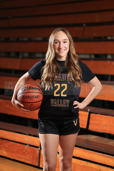 AVHS_Girls_Varsity_BB049