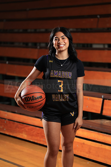 AVHS_Girls_Varsity_BB057