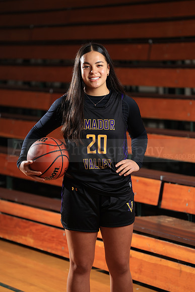 AVHS_Girls_Varsity_BB080