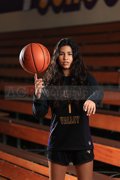 AVHS_Girls_Varsity_BB104