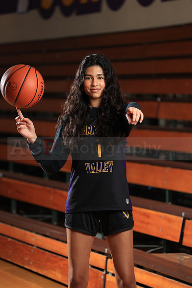 AVHS_Girls_Varsity_BB109