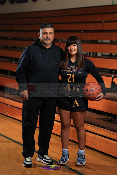 AVHS_Girls_JV_Fr_BB015