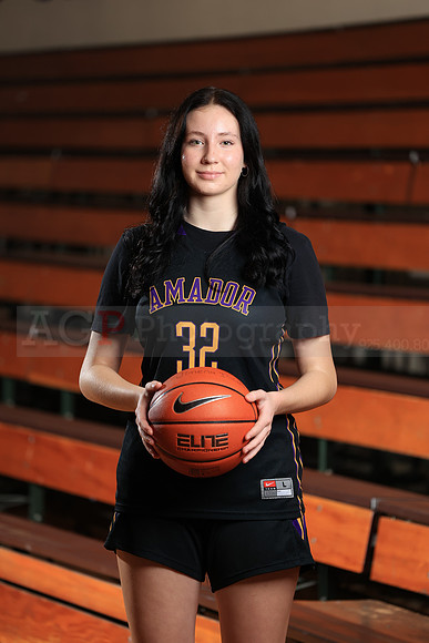 AVHS_Girls_JV_Fr_BB070