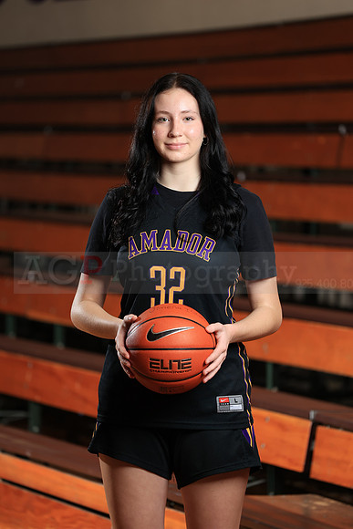 AVHS_Girls_JV_Fr_BB069
