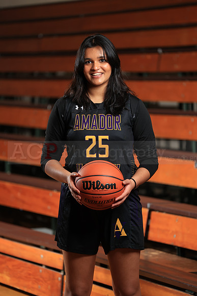 AVHS_Girls_JV_Fr_BB105